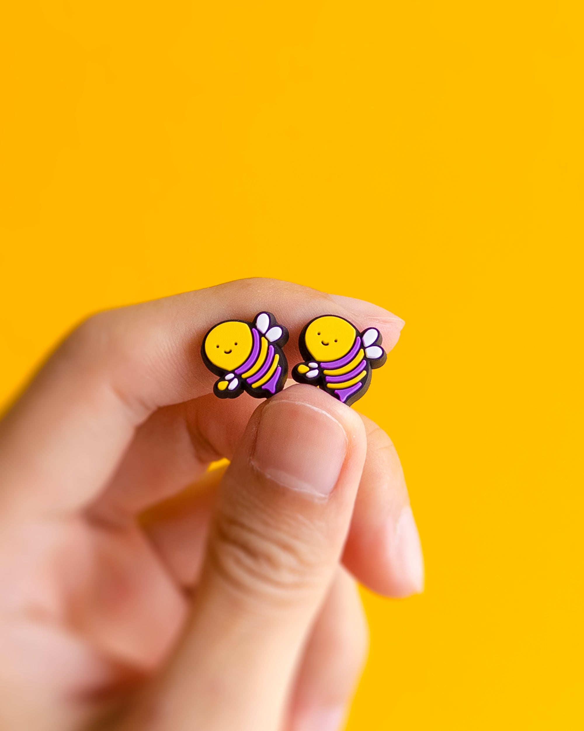 Enbee — mini stud earrings