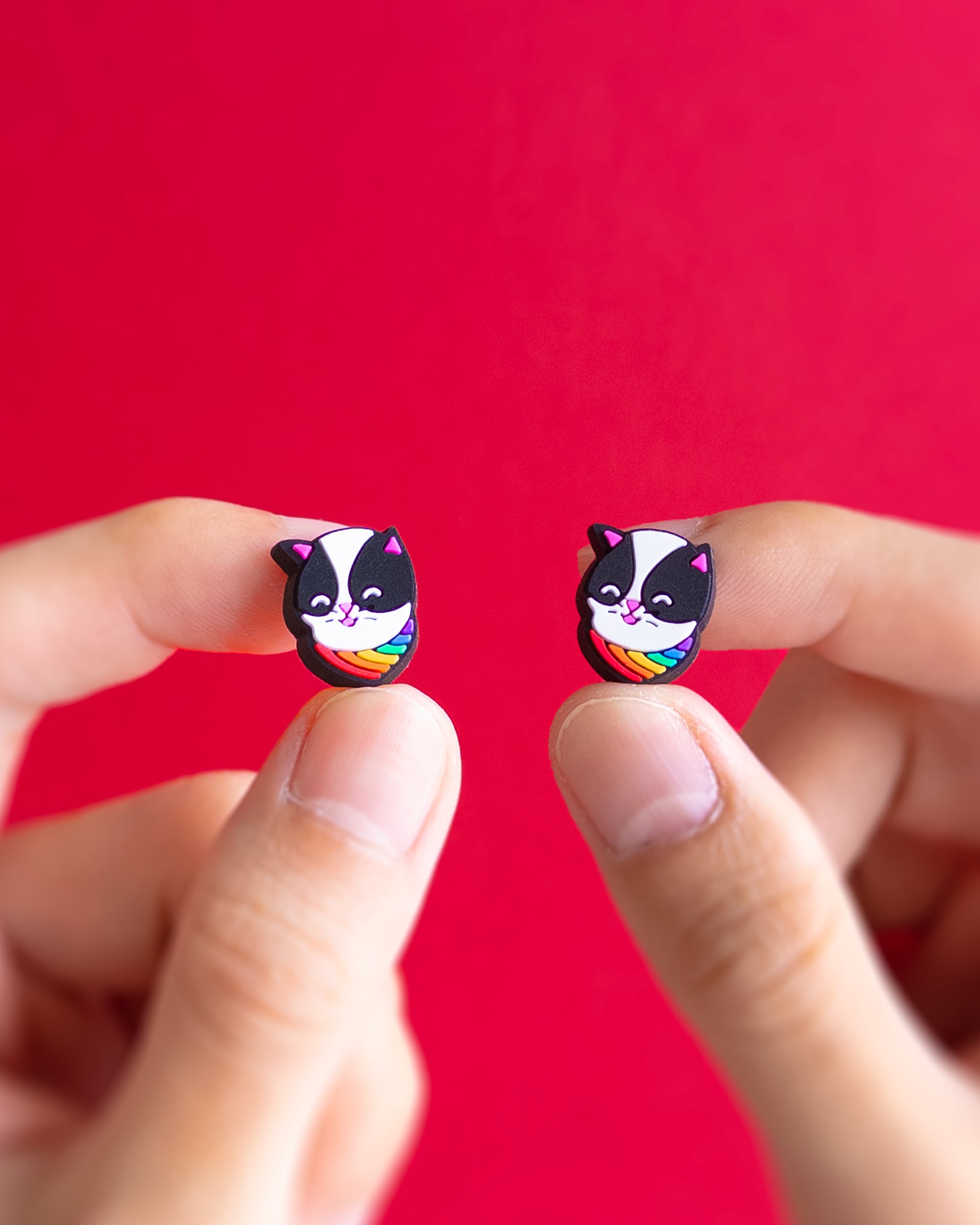 Kitten — mini stud earrings