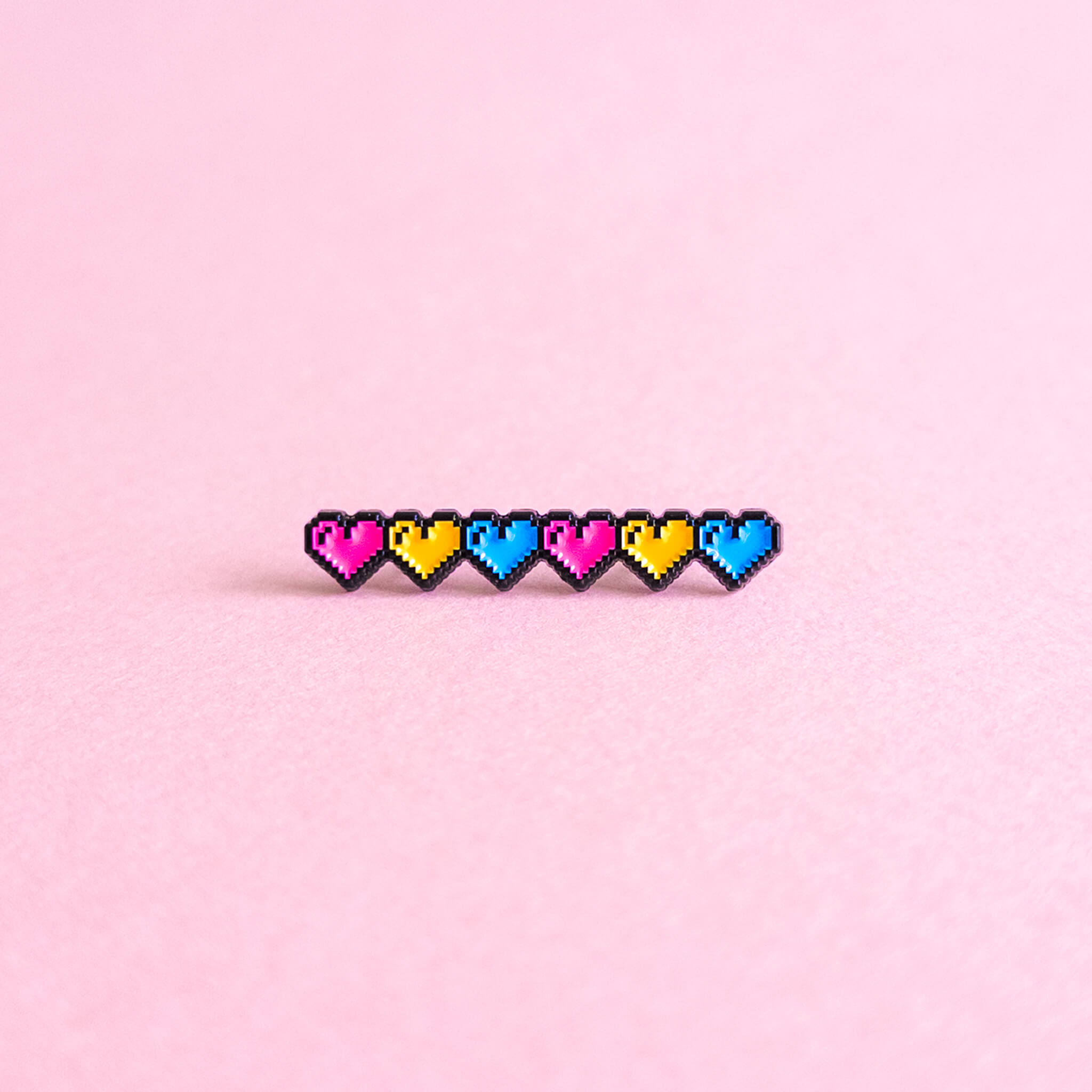 Pixel hearts (pansexual) — enamel pin