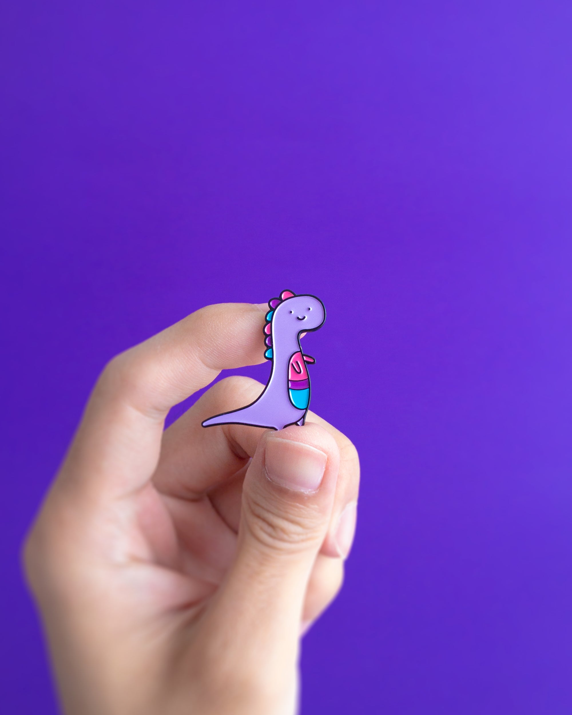 Binosaur — enamel pin