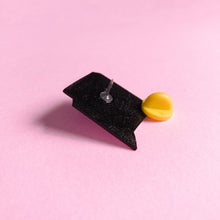 Load image into Gallery viewer, Scissors (rainbow) — enamel pin