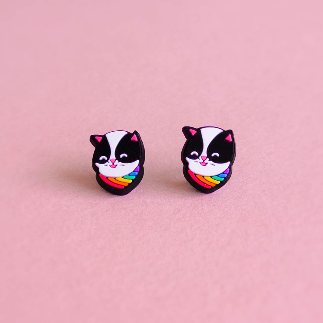 Kitten — mini stud earrings