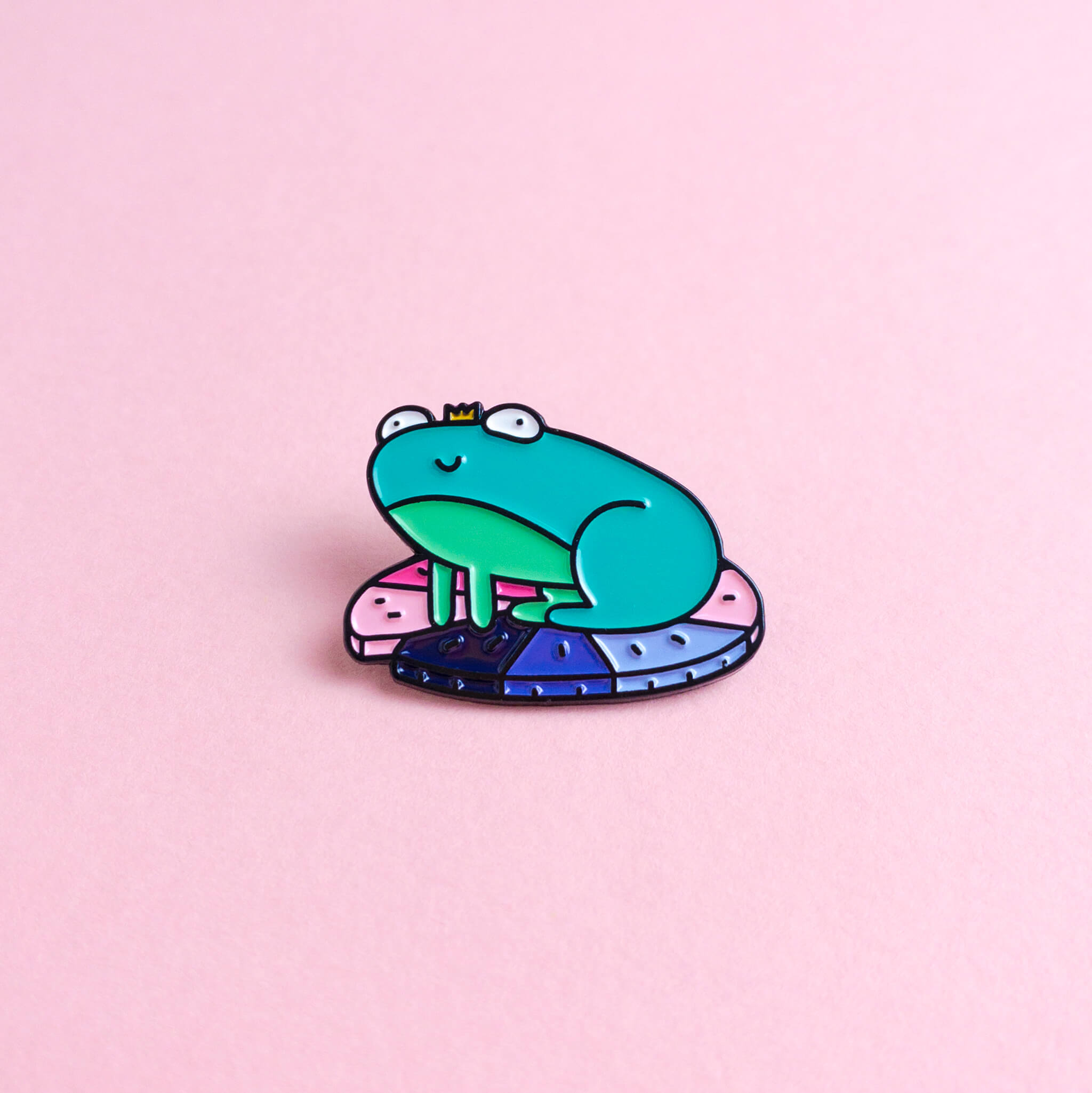 Frog omnisexual pride enamel pin – Heckin' Unicorn