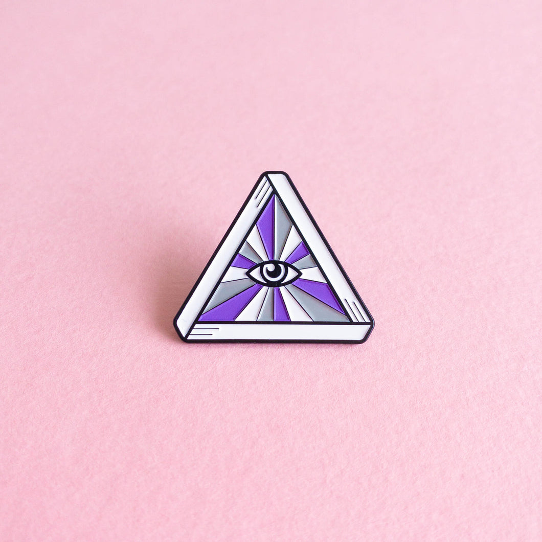 Queer eye (asexual / demisexual) — enamel pin