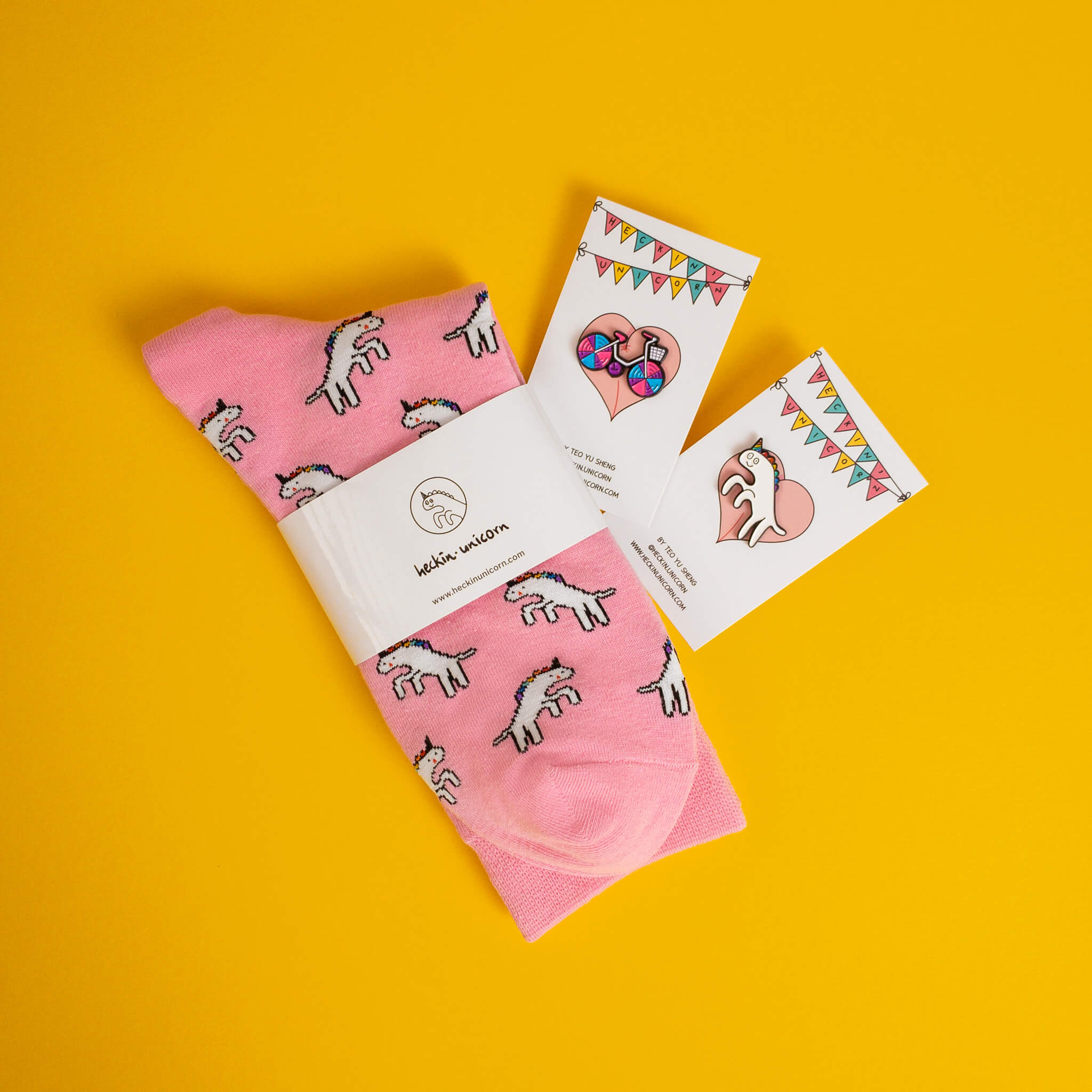 1 Sock + 2 Pins Set (Save 10%)